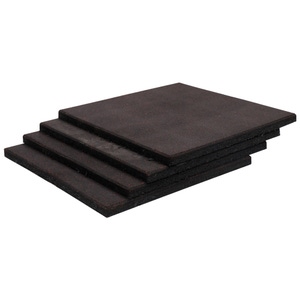 PISO DE GOMA 500X500 X25 MM C/ MOTES LOC
